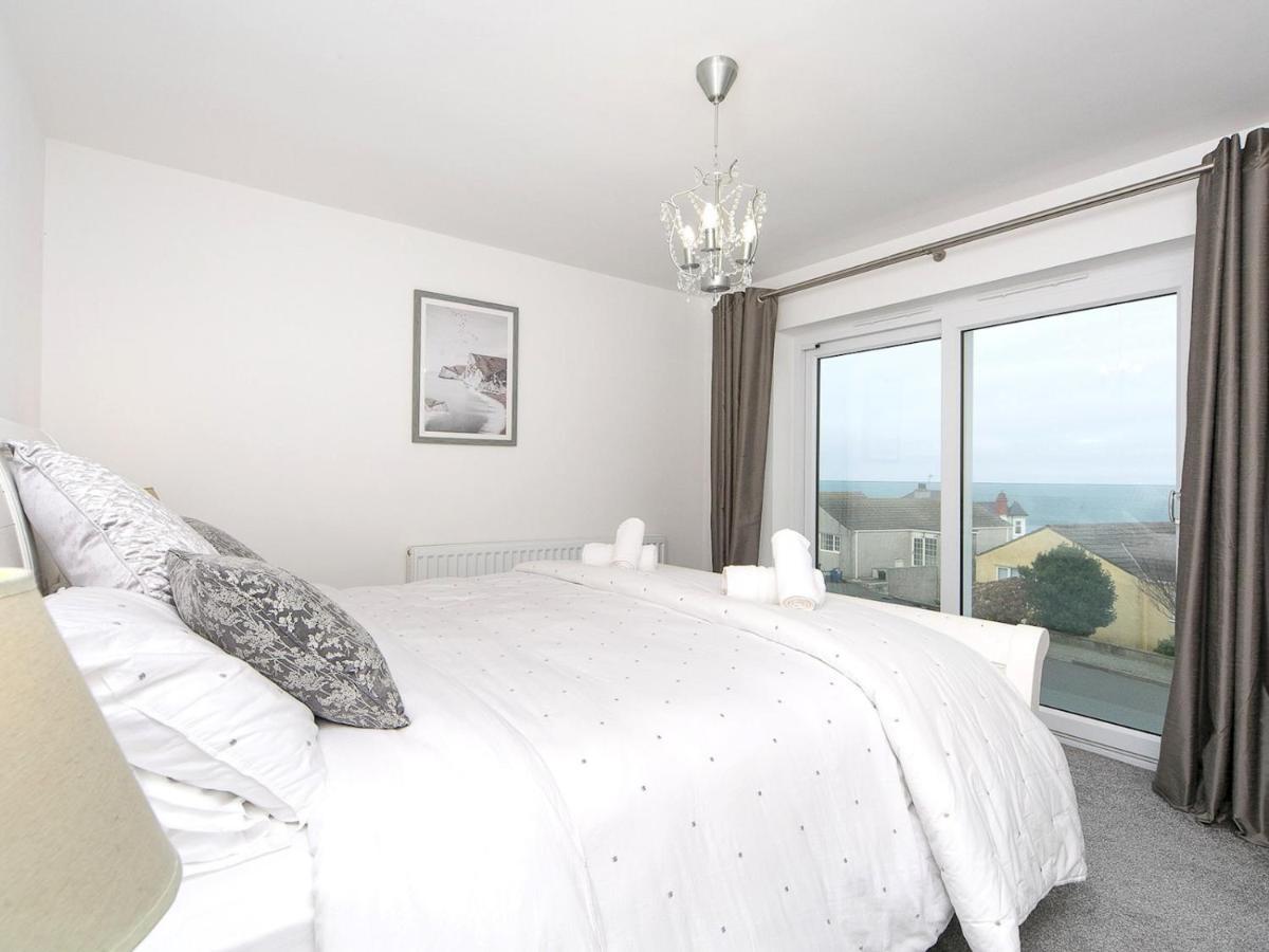 Pass The Keys Modern Coastal Home In Bull Bay Amlwch Εξωτερικό φωτογραφία